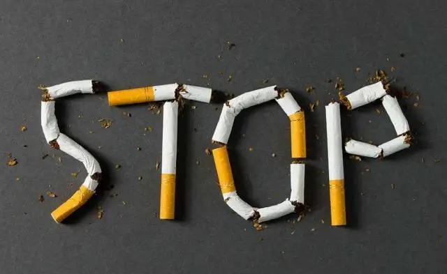老烟民突然戒烟 对身体是好是坏